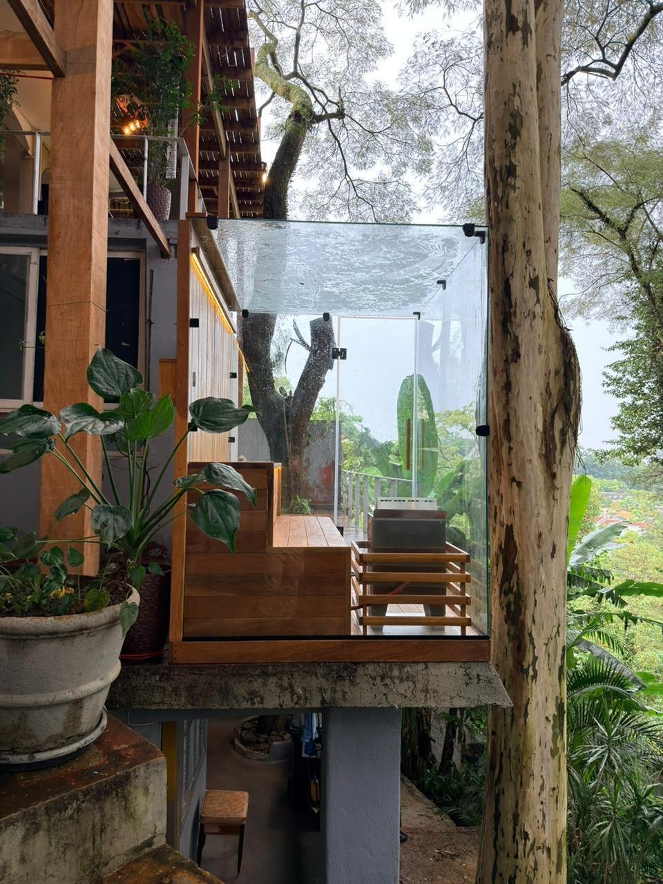 Sauna personalizada em varanda com vista